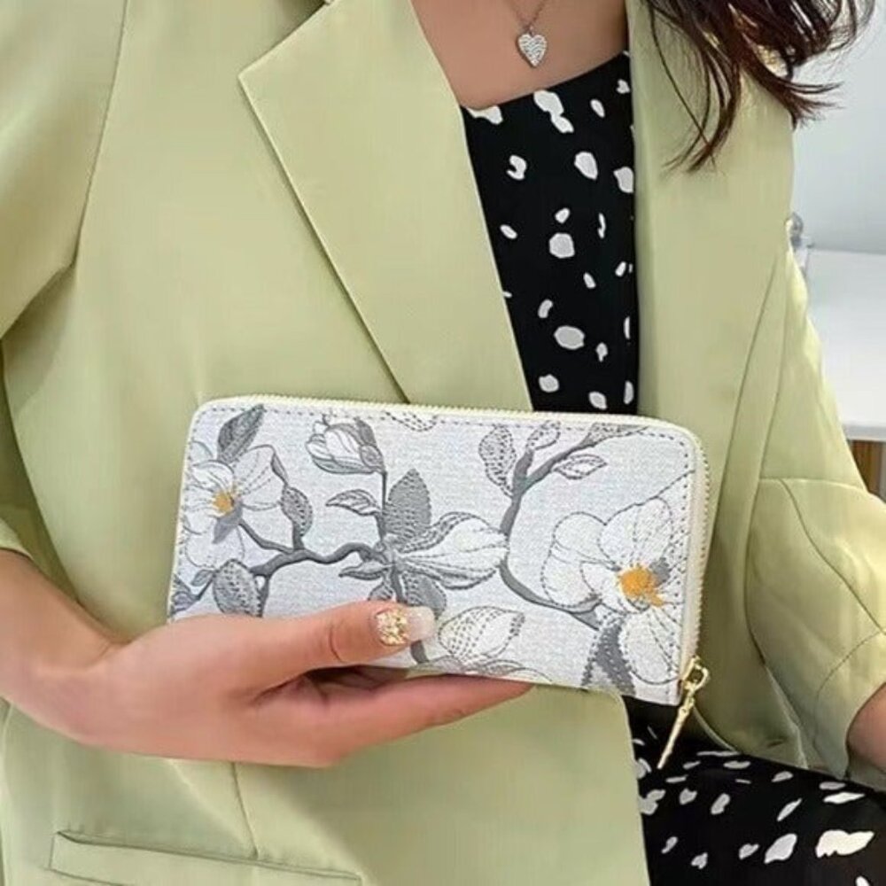 Women’s Floral Long Clutch Wallet